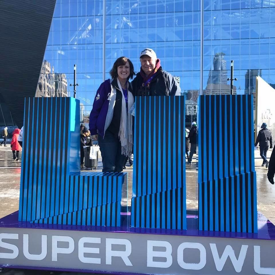 mbraysuperbowlsign.jpg