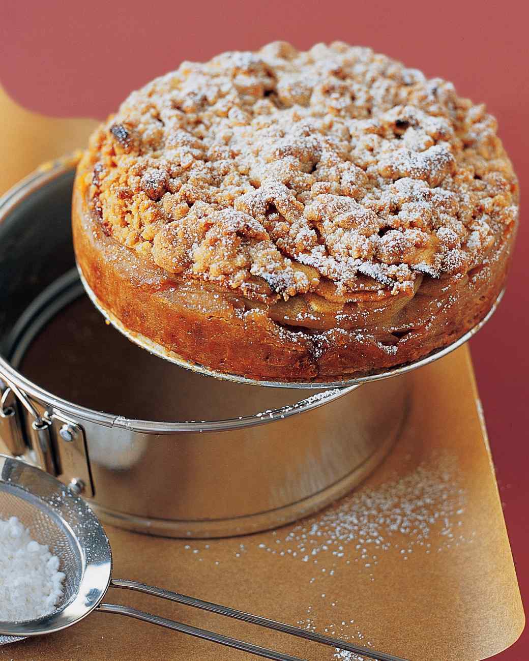 apple-pie-cake-0203msldigest30_vert.jpg