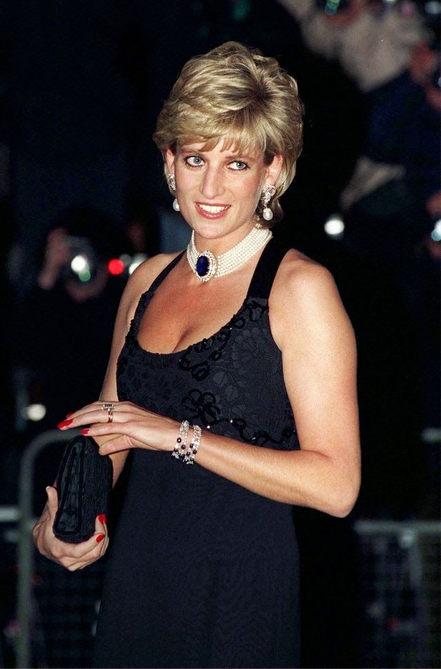 diana-princess-of-wales-attending-a-gala-evening-in-aid-of-news-photo-52098435-1549829200.jpg