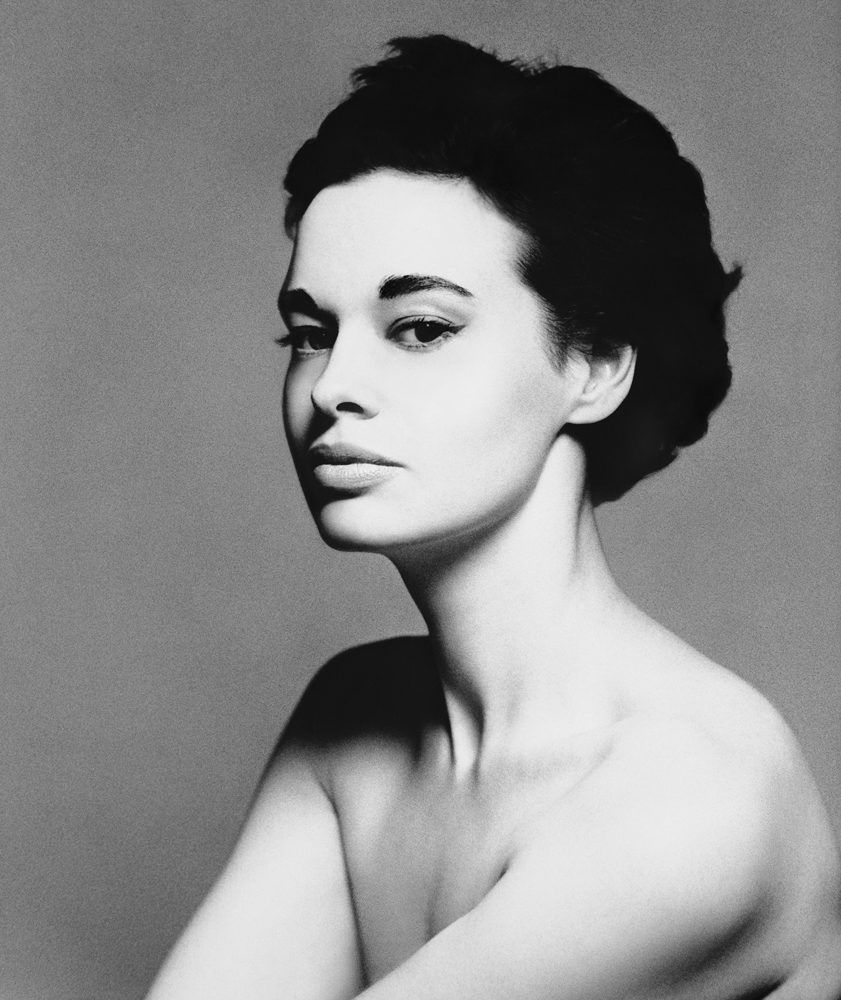 img-gloria-vanderbilt_200655981745-841x1000.jpg