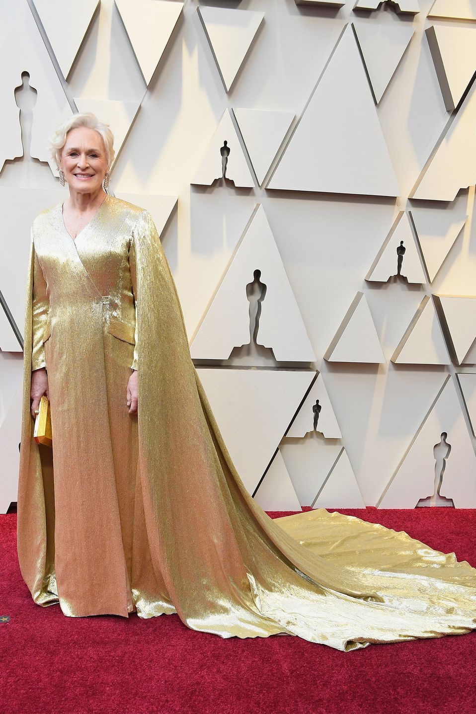 hbz-oscars-2019-glenn-close-1551051597.jpg