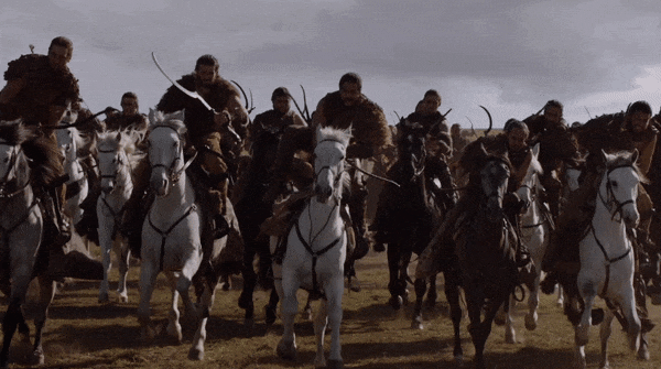 amN4ox6eRmVFdC1FlrCQ_Dothraki Standing on Horses.gif