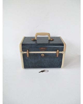 vintage-blue-samsonite-train-case-1950s-navy-marbled-cosmetic-luggage-carry-on-all-original-vanity-makeup-mirror-tray-and-key.jpg