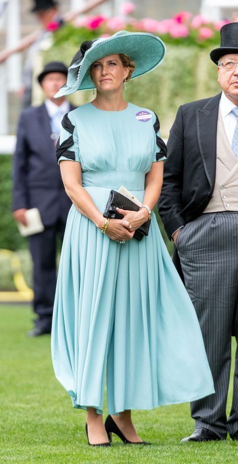 sophie-countess-of-wessex-attends-royal-ascot-day-2-at-news-photo-979430150-1561065229.jpg