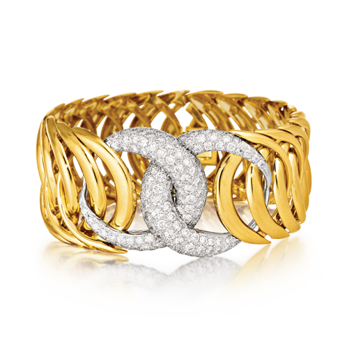 Double-Crescent-Bracelet_Diamond-Gold_07_web.png