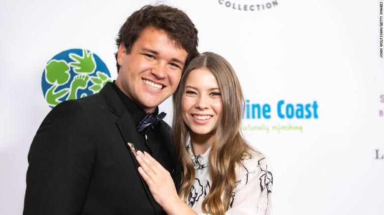 190724133337-chandler-powell-bindi-irwin-file-restricted-exlarge-169.jpg