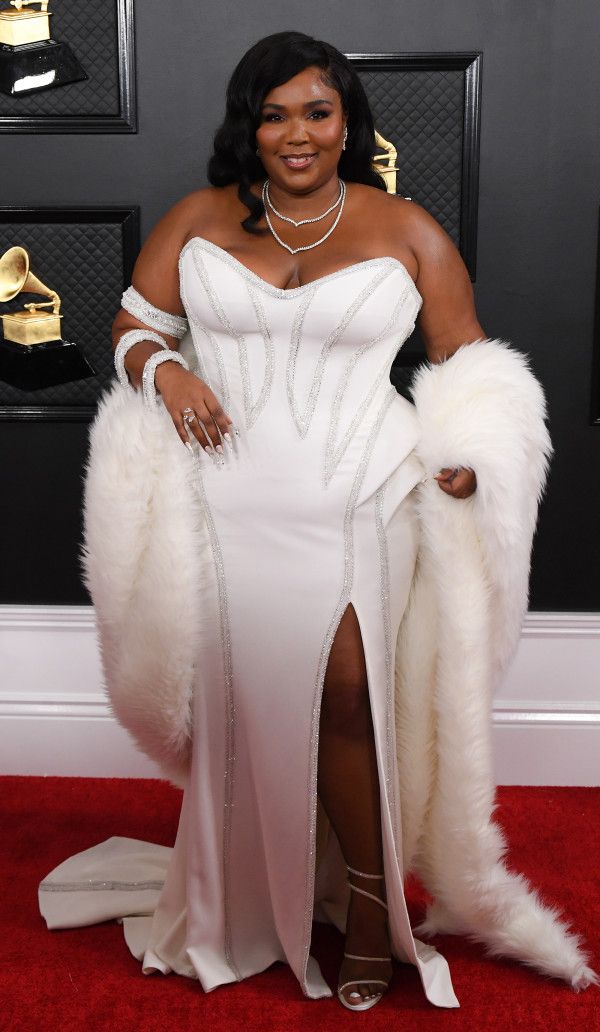 Grammy-Awards-2020-Arrivals-Lizzo-Slide.jpg