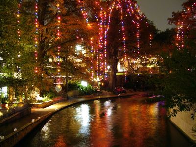 riverwalk-lights-350af9.jpg