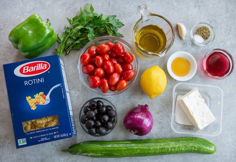 greek-pasta-salad-2-768x528.jpg