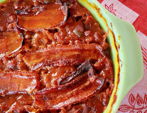 foodBaked-Beans-Syrup-and-Baconwithbiscuits.jpg