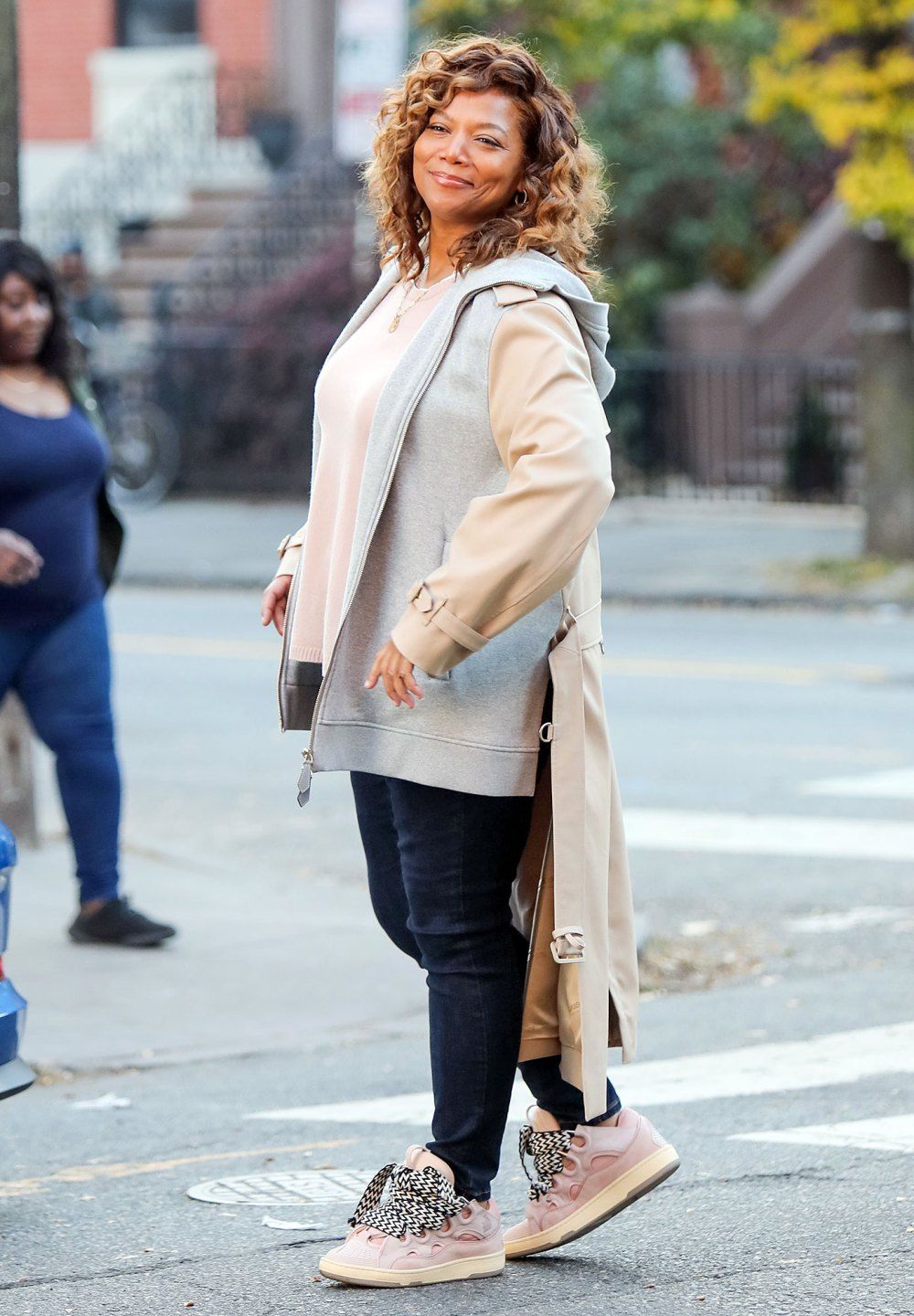 Queen of Hearts by Queen Latifah, image size:1000x1440