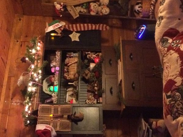 Christmas Hutch 2015