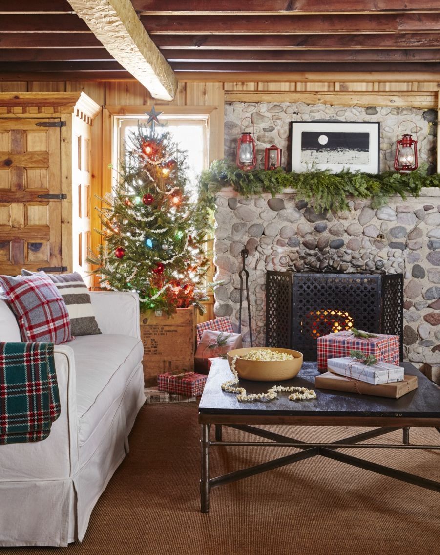 christmas-living-room-tartan-stone-fireplace-1565901138.jpg