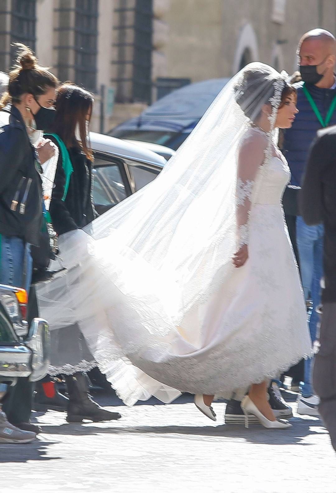 lady-gaga-wedding-dress-292611-1617910963859-image.1080x0c.jpg