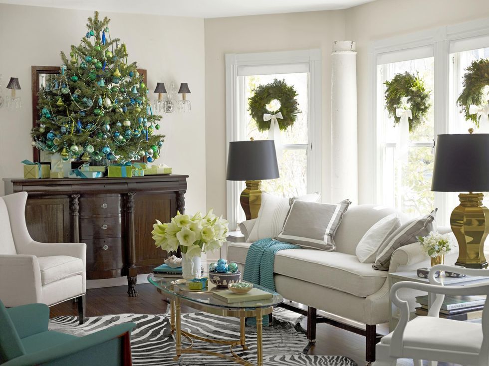 christmas-living-room-blue-green-1565900435.jpg