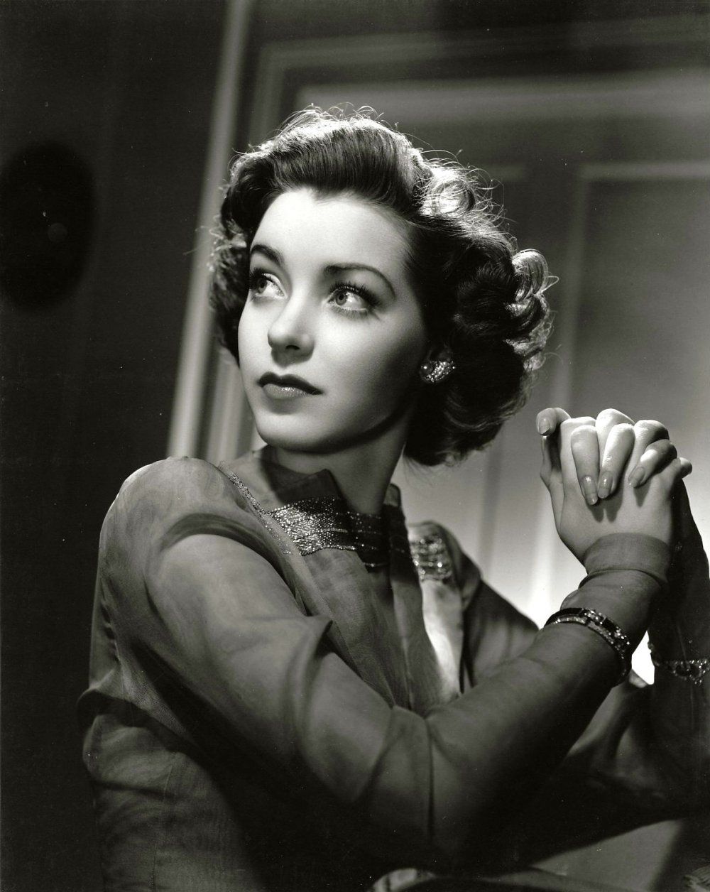 marsha-hunt-portrait-001.jpg