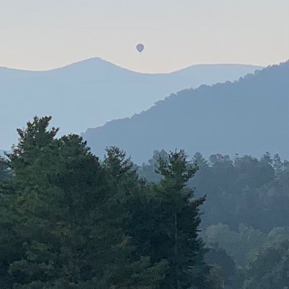 mountains with hot balloon 2021.jpeg