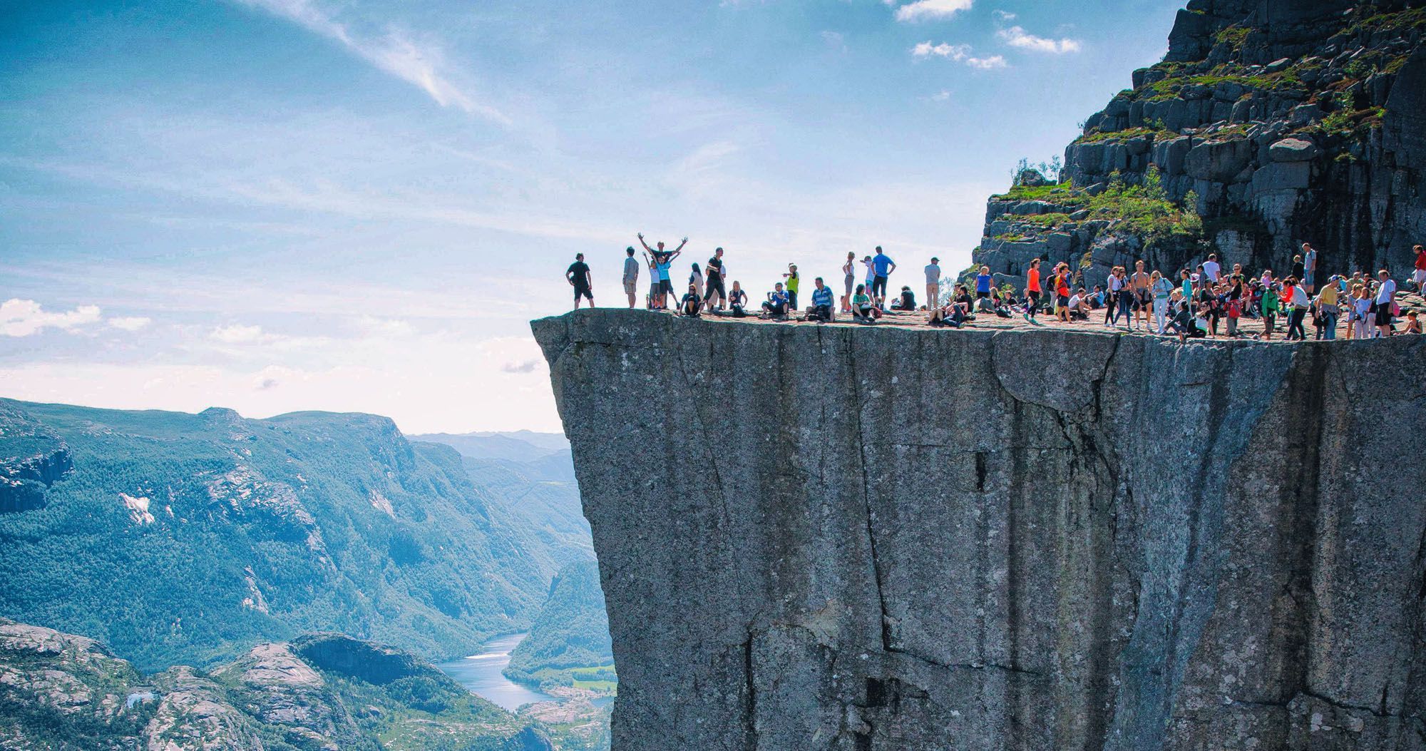 Pulpit-Rock-with-Kids.jpg.optimal.jpg