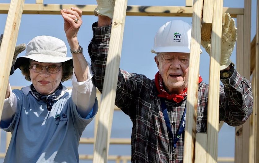pic--Rosalynn-Jimmy-Carter--Habitat-for-Humanity--Several-Yrs-this-Maybe-Louisiana--Unknown-Date--80-Percent.jpg