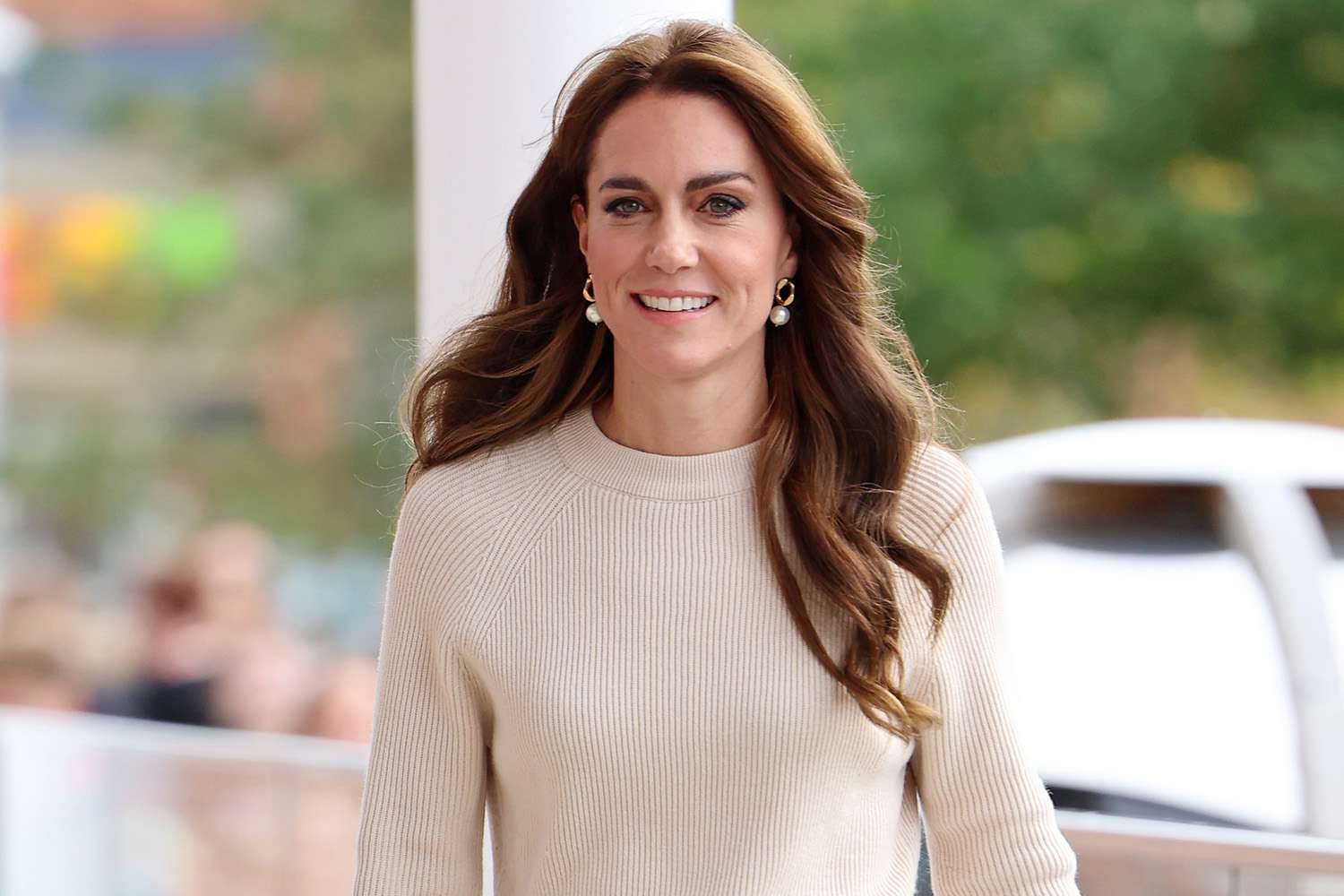 Kate-middleton-princess-of-wales-nottingham-101123-05abf1e37c3f4293982ff407dffa923e.jpg