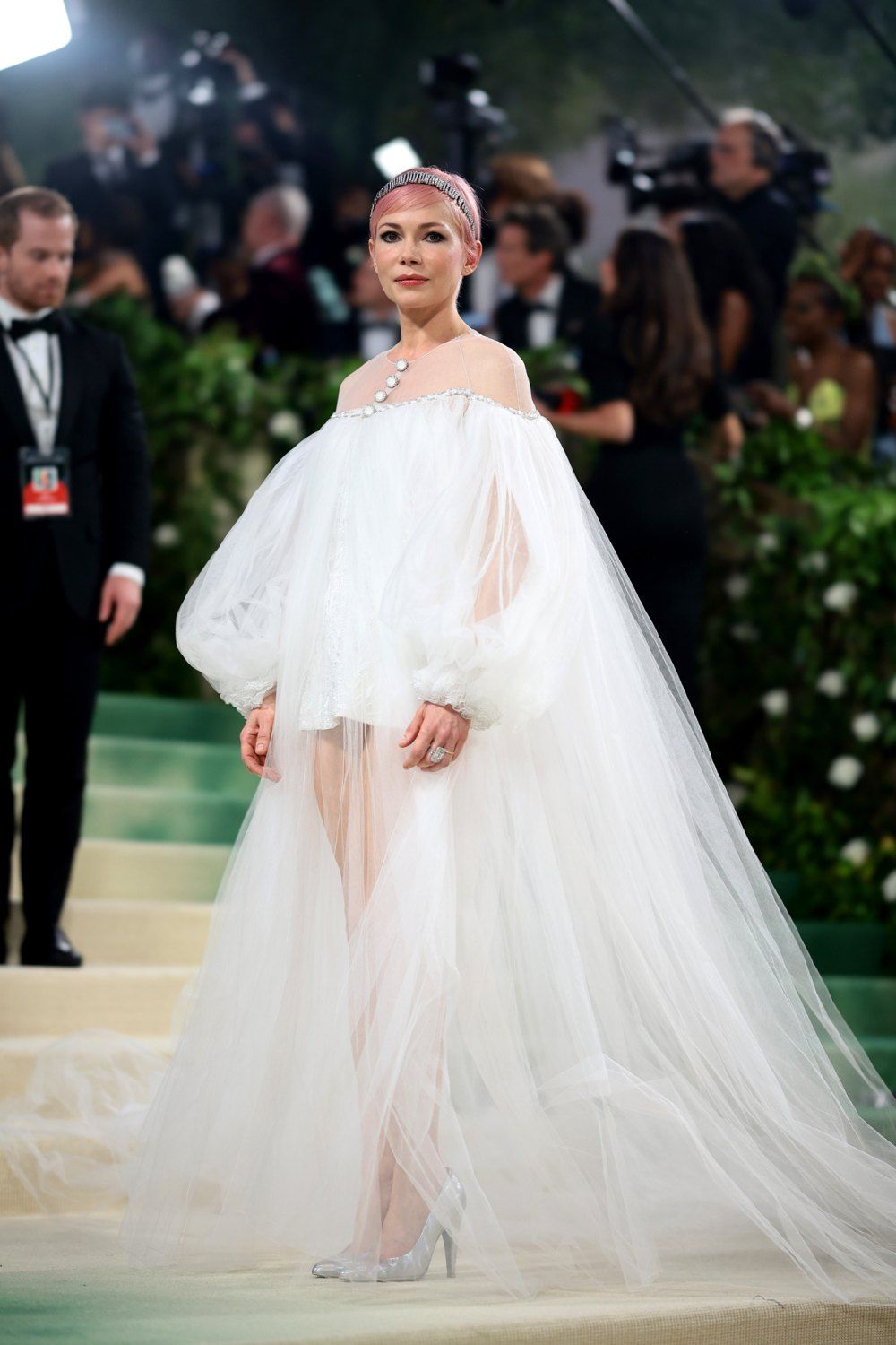 Michelle-Williams-Debuts-Bold-Pink-Pixie-Cut-at-the-2024-Met-Gala-2.jpg