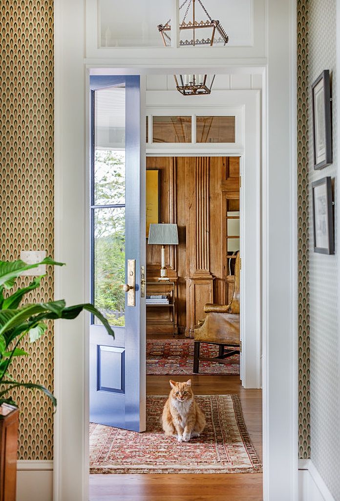 traditional-entryway-cat.jpg