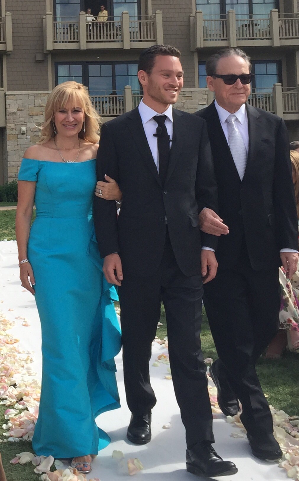 Jaclyn and Kevin's Wedding - Blogs \u0026 Forums, image size:1011x1627