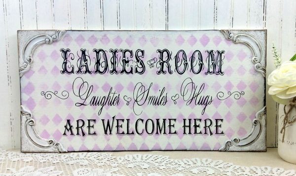 ladies room 2.JPG