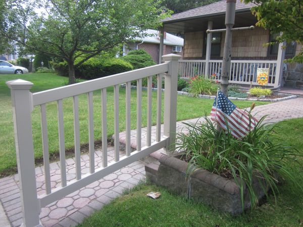 Railings3.JPG