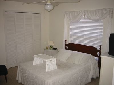 guestBedroom.JPG