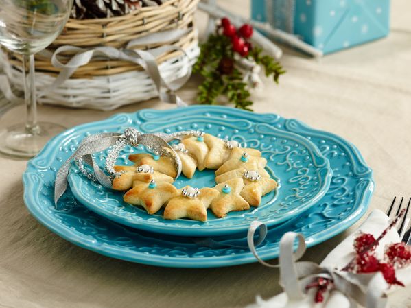 Mini Holiday Cookie Wreath.jpg