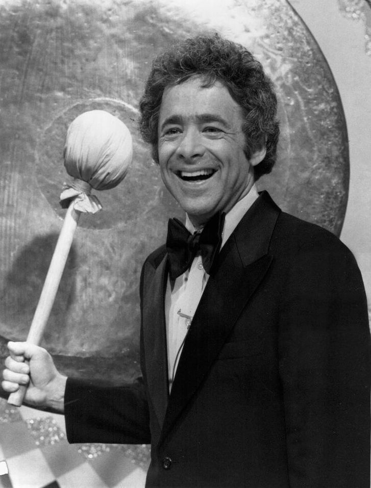 The_Gong_Show_Chuck_Barris_1976.jpg