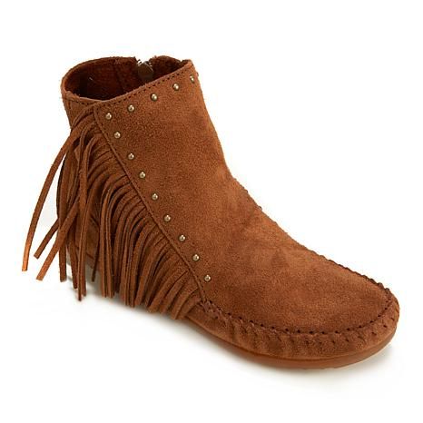minnetonka-fringe-suede-ankle-boot-with-stud-detail-d-20160722161341393~484857_WYK.jpg