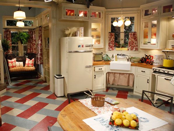 Hot In Cleveland kitchen.jpg