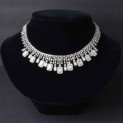 diamond-bib-necklace3_large.jpg