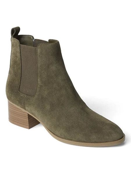 olive boots.jpg