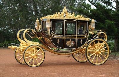 Q carriage for queen.jpg